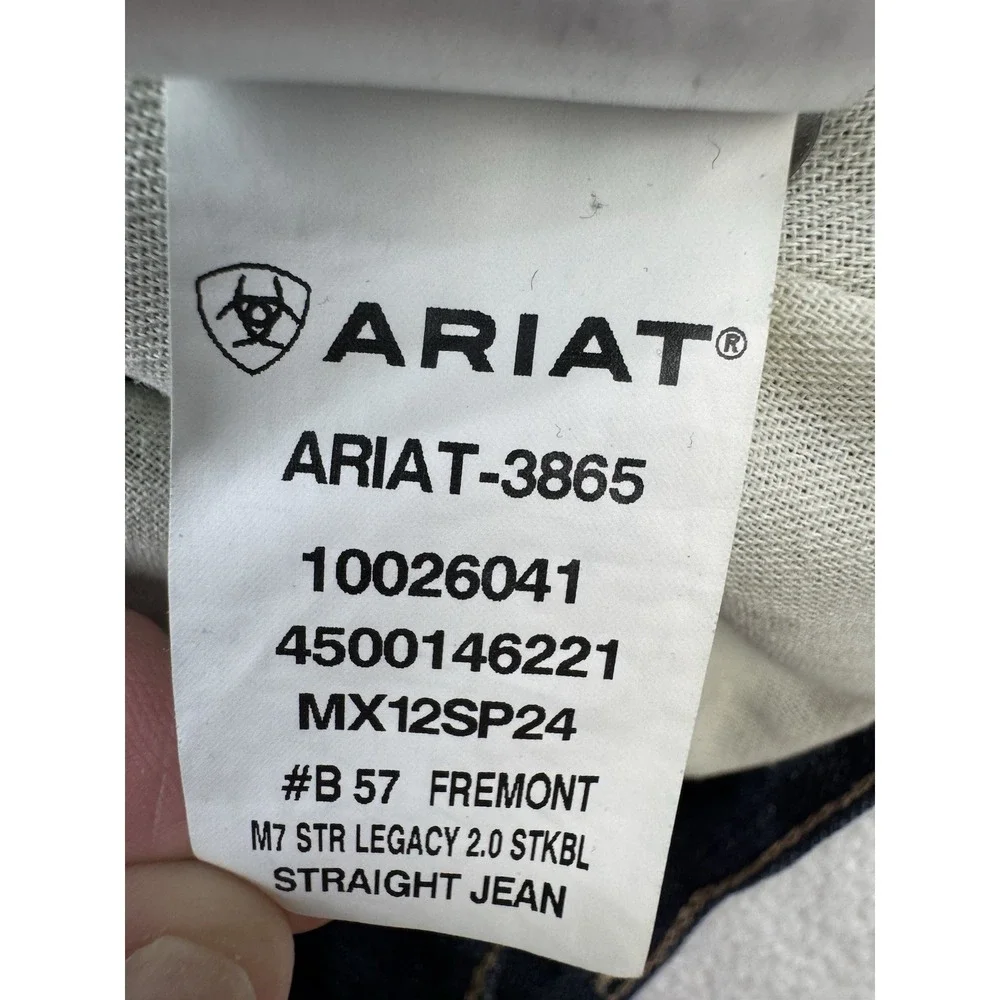 Ariat M7 Slim Straight Jeans Mens 31x32 Blue Medium Wash Distressed Denim Pants